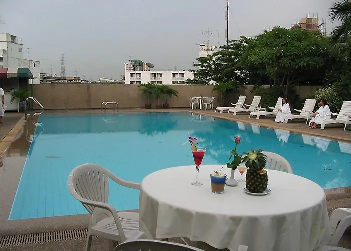 Ratchada Hotel Bangkok