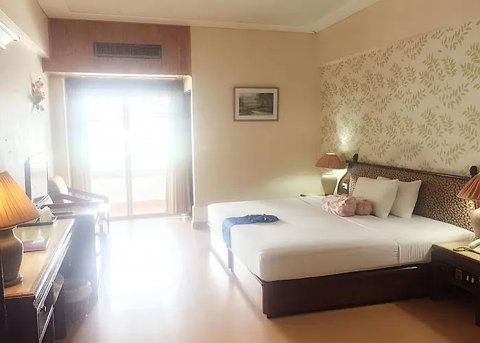 Ratchada Hotel