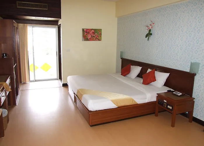 Ratchada Hotel